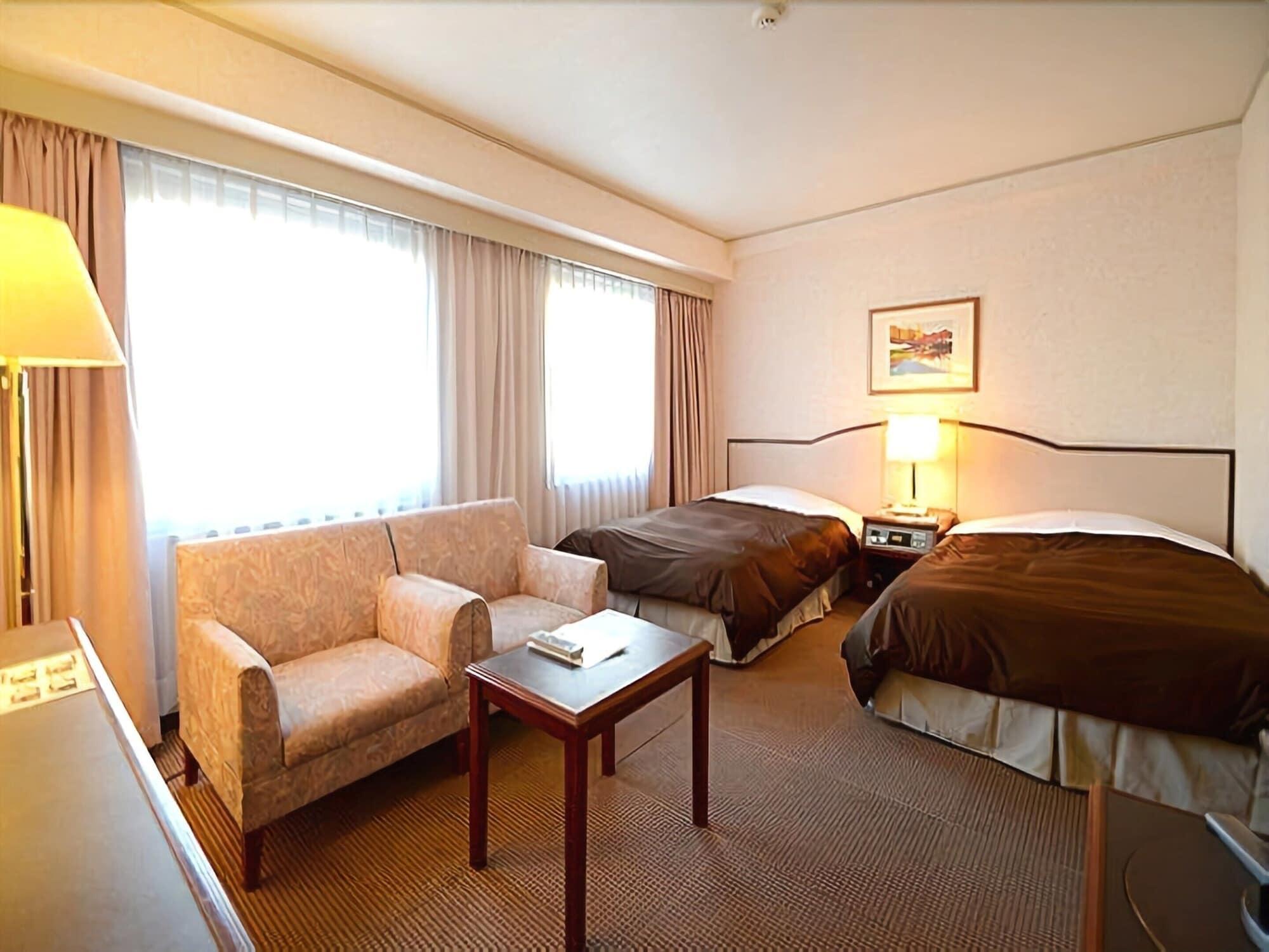 Hotel Excel Окаяма Екстериор снимка