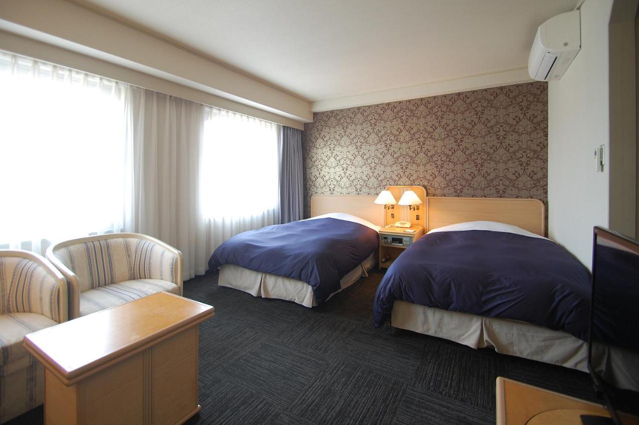 Hotel Excel Окаяма Екстериор снимка